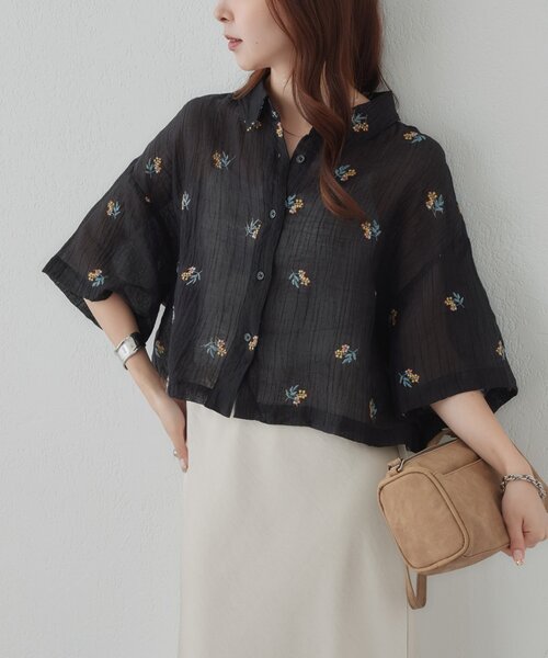 DISCOAT（ディスコート）の「刺繍シアークロップドシャツ（シャツ/ブラウス・レディース・アイボリー/ブラック/オリーブ・MEDIUM）」の15枚目の写真