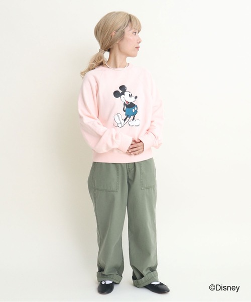 CHILD WOMAN(チャイルドウーマン)の「ミッキー/プリント クルーネックスウェット(スウェット・レディース・グレー/ブラウン/サックスブルー/ピンク/イエロー・FREE)」の7枚目の写真