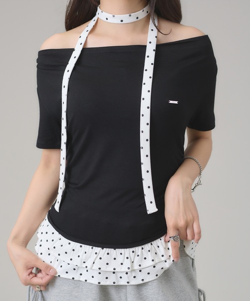 apres jour mignon(アプレジュールミニョン)の「ドレープ裾フリルトップス(Tシャツ/カットソー・レディース・グレー/ブラック・LARGE/フリー)」の1枚目の写真