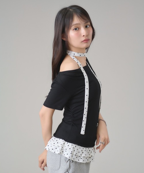 apres jour mignon(アプレジュールミニョン)の「ドレープ裾フリルトップス(Tシャツ/カットソー・レディース・グレー/ブラック・LARGE/フリー)」の9枚目の写真