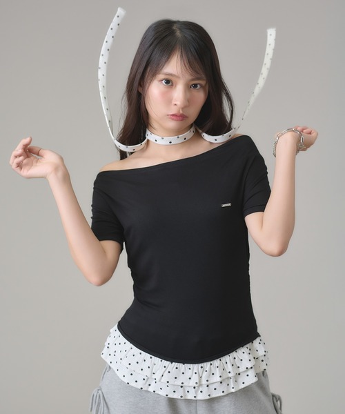 apres jour mignon(アプレジュールミニョン)の「ドレープ裾フリルトップス(Tシャツ/カットソー・レディース・グレー/ブラック・LARGE/フリー)」の10枚目の写真