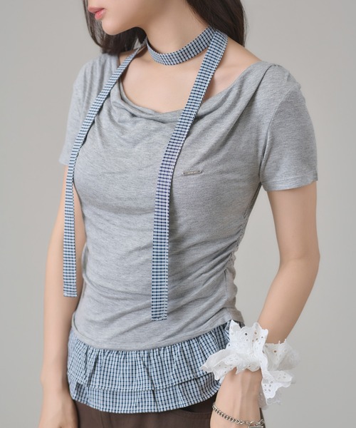 apres jour mignon(アプレジュールミニョン)の「ドレープ裾フリルトップス(Tシャツ/カットソー・レディース・グレー/ブラック・LARGE/フリー)」の16枚目の写真