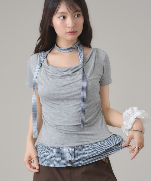 apres jour mignon(アプレジュールミニョン)の「ドレープ裾フリルトップス(Tシャツ/カットソー・レディース・グレー/ブラック・LARGE/フリー)」の13枚目の写真