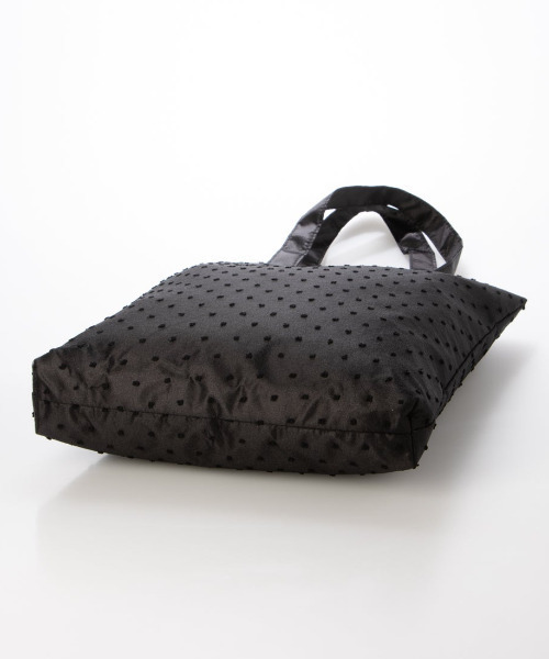 cache cache（カシュ カシュ）の「VERYコラボ カシュカシュ cachecache / シューズポーチセットオーガンジートート（トートバッグ・レディース・ブラック/グレー・FREE）」の4枚目の写真