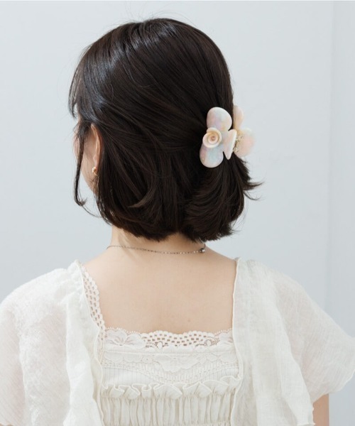 flower（フラワー）の「キャンディーローズクリップ（バレッタ/ヘアクリップ・レディース・マルチ/ホワイト・FREE）」の8枚目の写真