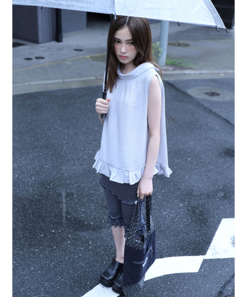 UGLY SHADOW（アグリーシャドウ）の「FRILL CAPRI SKIRT PANTS(ST NAVY)（その他パンツ・レディース・その他・FREE）」の2枚目の写真