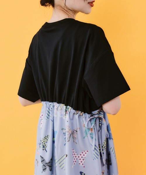 ScoLar(スカラー)の「162661:天竺×蝶柄布帛ワンピース(ワンピース・レディース・チャコールグレー/ブラック・M)」の6枚目の写真