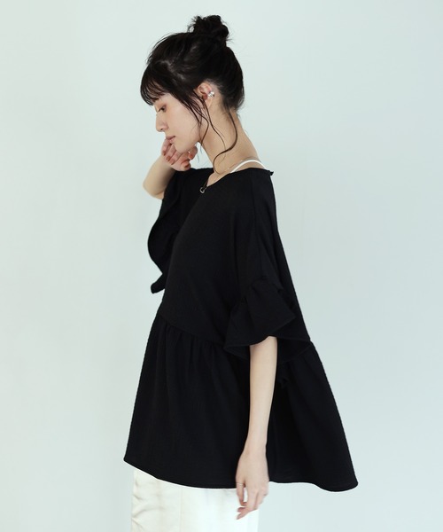 shetila(シェティラ)の「ノンストレス ふんわり フリルトップス(Tシャツ/カットソー・レディース・ブラック/オフホワイト/ミント・M)」の17枚目の写真