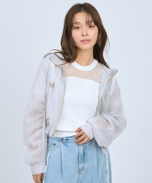 AND COUTURE(アンドクチュール)の「レイヤードシアーブルゾン(ブルゾン・レディース・オフホワイト/ライトグレー/ベージュ/ネイビー・FREE)」の2枚目の写真