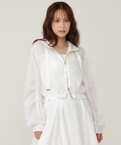 AND COUTURE(アンドクチュール)の「レイヤードシアーブルゾン(ブルゾン・レディース・オフホワイト/ライトグレー/ベージュ/ネイビー・FREE)」の7枚目の写真