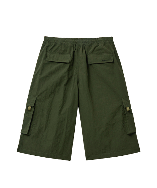 PHYPS MOTORCYCLE(フィップスモーターサイクル)の「Nylon Cargo Bermuda Shorts Khaki(その他パンツ・レディース・その他・SMALL/MEDIUM/LARGE/X-LARGE)」の2枚目の写真