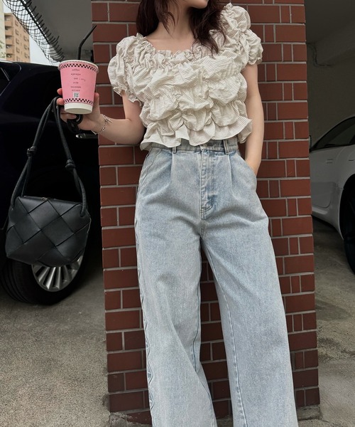 WILLFULLY(ウィルフリー)の「whip shirring stripe 2way tops(Tシャツ/カットソー・レディース・ブラック/アイボリー/ブルー・FREE)」の18枚目の写真