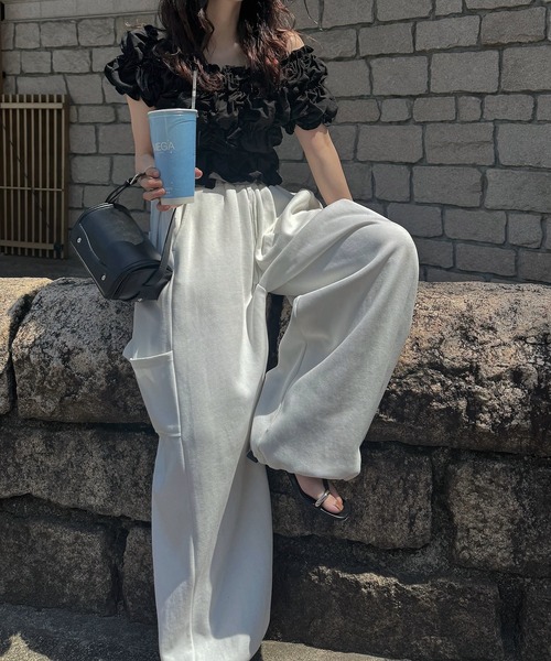 WILLFULLY(ウィルフリー)の「whip shirring stripe 2way tops(Tシャツ/カットソー・レディース・ブラック/アイボリー/ブルー・FREE)」の22枚目の写真
