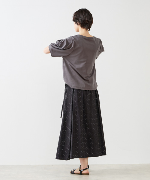 MELROSE claire(メルローズ クレール)の「【微光沢シルケットスムースタックスリーブプルオーバー】(Tシャツ/カットソー・レディース・ブラウン/チャコールグレー/クリーム・FREE)」の19枚目の写真