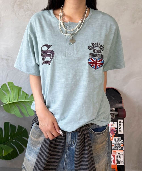 Union — рубашка‑футболка с刺繍 (игольчатая вышивка) Henley Sleeve TEE
