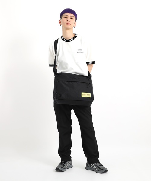 Manhattan Portage(マンハッタンポーテージ)の「VERRAZZANO SHOULDER BAG CORDURA GRINZA IRONWOOD(ショルダーバッグ・メンズ・ブラック・LARGE)」の15枚目の写真