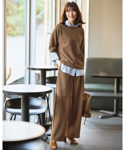 DoCLASSE( ドゥクラッセ)の「イージージョーゼット・セミワイドパンツ(その他パンツ・レディース・ピンクベージュ/キャメル・M/LL/L/S/3L)」の2枚目の写真