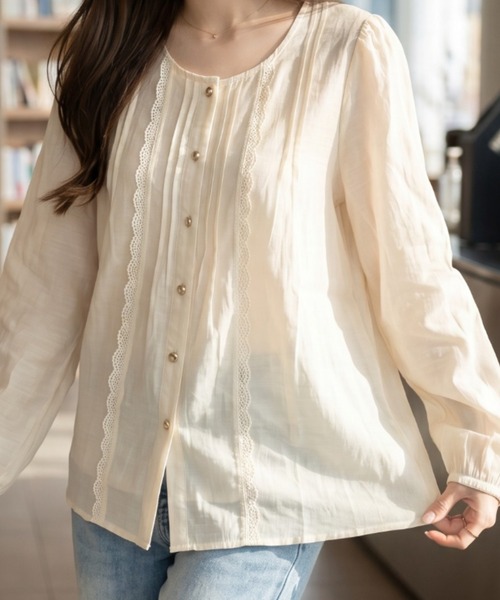 umune(ウムネ)の「シアーブラウス 長袖 フロントピンタック ハシゴレース 透け感 シースルー 羽織り 冷房対策 上品 トップス 秋 冬(シャツ/ブラウス・レディース・オフホワイト/ライトブルー/アイボリー・FREE)」の17枚目の写真