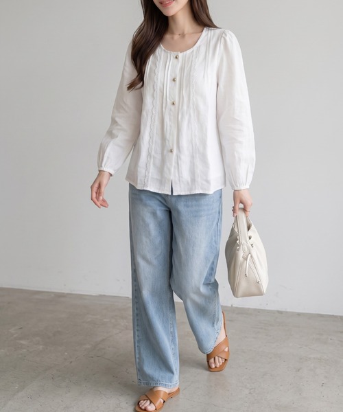 umune(ウムネ)の「シアーブラウス 長袖 フロントピンタック ハシゴレース 透け感 シースルー 羽織り 冷房対策 上品 トップス 秋 冬(シャツ/ブラウス・レディース・オフホワイト/ライトブルー/アイボリー・FREE)」の13枚目の写真
