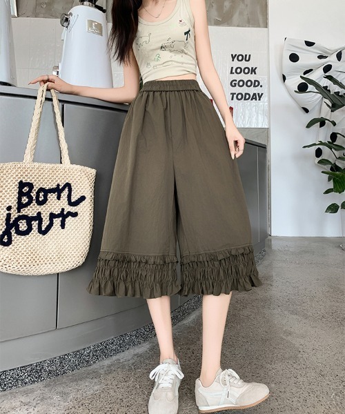 LUCPY(ラクピー)の「裾フリルワイドパンツ(その他パンツ・レディース・カーキ/ブラック/グレー/ホワイト・X-LARGE/LARGE/MEDIUM/SMALL)」の4枚目の写真