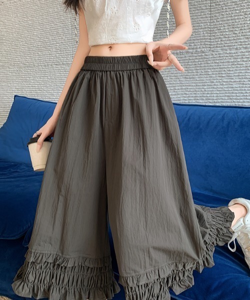 LUCPY(ラクピー)の「裾フリルワイドパンツ(その他パンツ・レディース・カーキ/ブラック/グレー/ホワイト・X-LARGE/LARGE/MEDIUM/SMALL)」の9枚目の写真