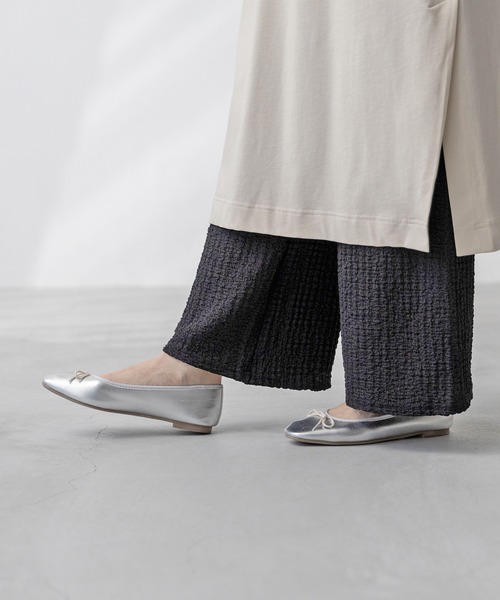 welleg（ウェレッグ）の「ぽこぽこ リラックス ゴム パンツ（その他パンツ・レディース・ブラック/グリーン/ブルー/パープル/ベージュ・M）」の7枚目の写真