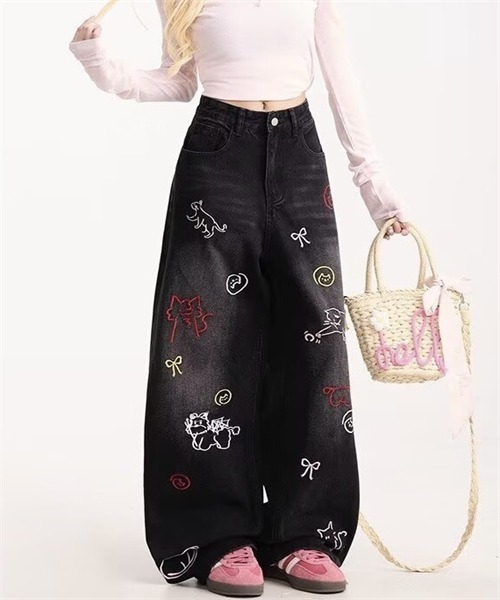 FREE STYLISTS(フリー スタイリスト)の「刺繍柄ワイドデニムパンツ(デニムパンツ・レディース・ブラック・XL/L/S/M)」の9枚目の写真