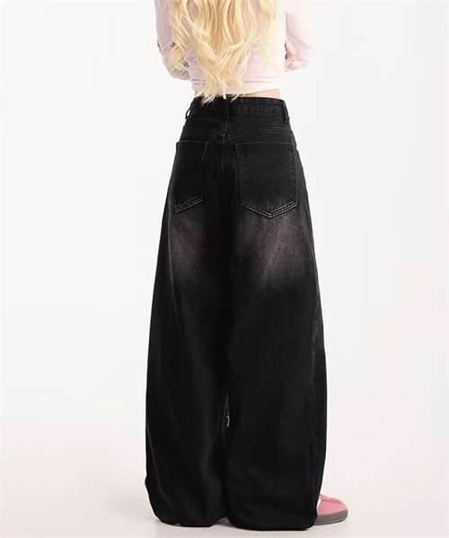FREE STYLISTS(フリー スタイリスト)の「刺繍柄ワイドデニムパンツ(デニムパンツ・レディース・ブラック・XL/L/S/M)」の12枚目の写真
