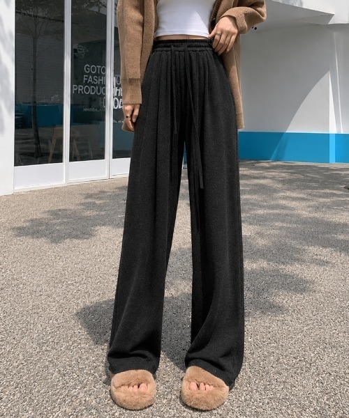 NANEA（ナネア）の「カットイージーパンツ（スウェットパンツ・レディース・チャコールグレー/ブラック/グレー・MEDIUM）」の8枚目の写真