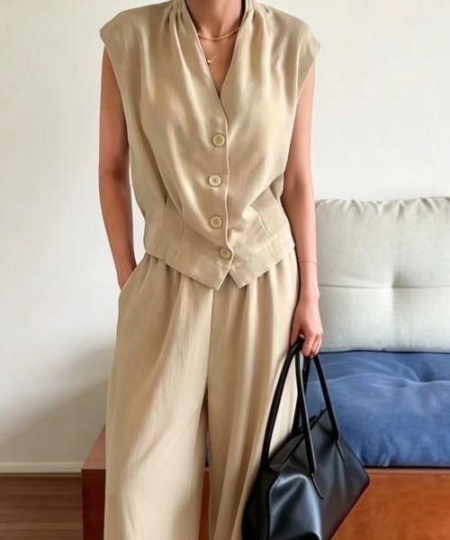 AMAJI(アマジ)の「リネン混 ベスト × ワイドパンツ 2点セット(セットアップ・レディース・ホワイト/ベージュ/ブラック・FREE)」の3枚目の写真