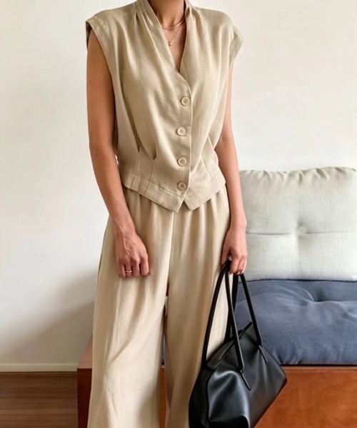 AMAJI(アマジ)の「リネン混 ベスト × ワイドパンツ 2点セット(セットアップ・レディース・ホワイト/ベージュ/ブラック・FREE)」の5枚目の写真