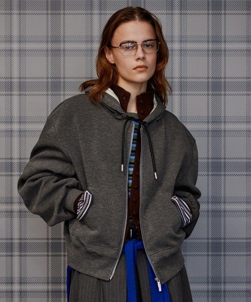 MAISON SPECIAL(メゾンスペシャル)の「Cardboard Hoodie/ダンボールパーカー(パーカー・レディース・グレー/グリーン/ブラック・FREE)」の3枚目の写真