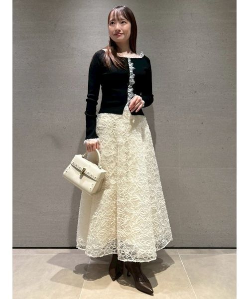 CELFORD(セルフォード)の「レース刺繍スカート(スカート・レディース・ライトグレー/ブラック/アイボリー・36/38)」の15枚目の写真