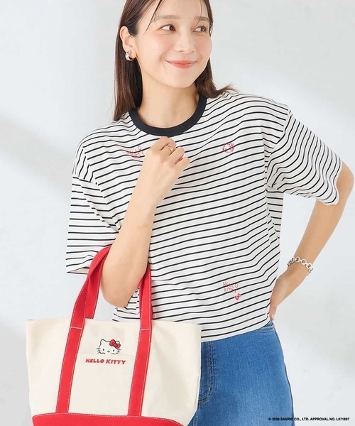 a.v.v(アーヴェヴェ)の「HELLO KITTY クロップドTシャツ(Tシャツ/カットソー・レディース・ネイビー/ホワイト・39)」の2枚目の写真