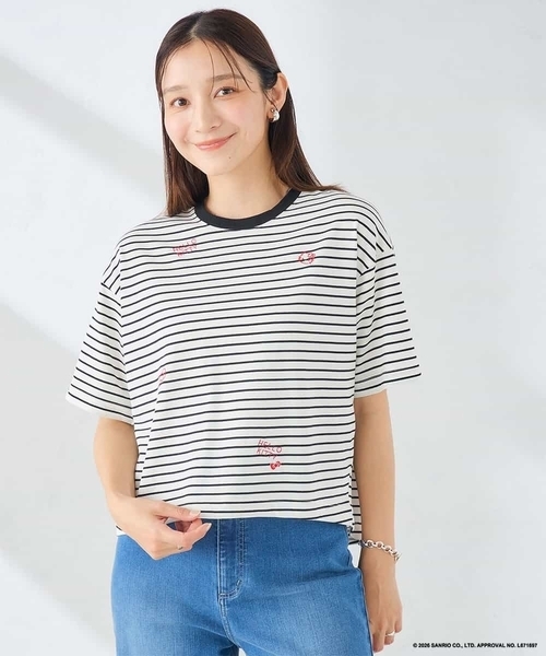 a.v.v(アーヴェヴェ)の「HELLO KITTY クロップドTシャツ(Tシャツ/カットソー・レディース・ネイビー/ホワイト・39)」の8枚目の写真
