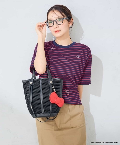 a.v.v(アーヴェヴェ)の「HELLO KITTY クロップドTシャツ(Tシャツ/カットソー・レディース・ネイビー/ホワイト・39)」の20枚目の写真