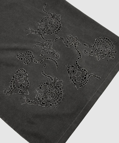 GANNI（ガニー）の「Heavy cotton Jersey Embroidery Anglais（Tシャツ/カットソー・レディース・その他1・S/M）」の4枚目の写真