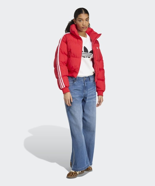 adidas(アディダス)の「アディカラー クロップド合成ダウン パファー / アディダスオリジナルス adidas Originals(ダウンジャケット/コート・レディース・レッド・XX-LARGE/3XL/LARGE/MEDIUM/SMALL/X-LARGE/X-SMALL)」の3枚目の写真