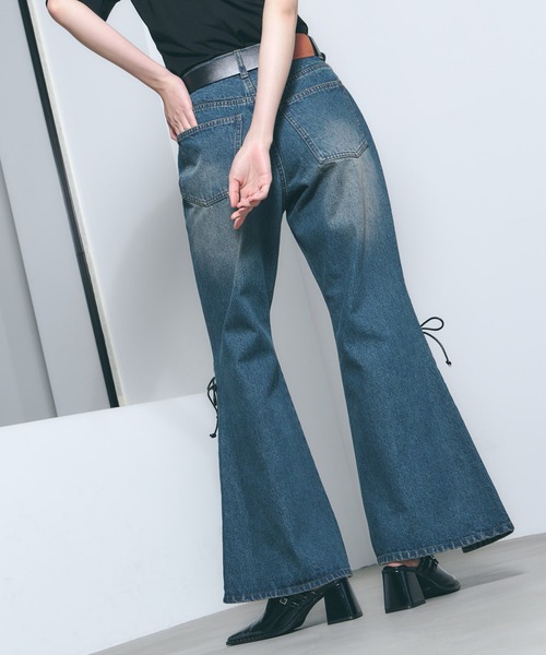 PAGEBOY(ページボーイ)の「レースUPフレアデニム【ZOZO限定/2サイズ展開】(デニムパンツ・レディース・ブラック/ブルー・MEDIUM/SMALL)」の22枚目の写真