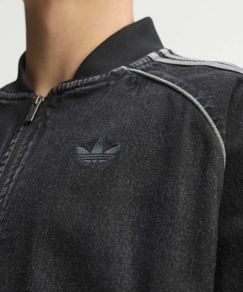 adidas（アディダス）の「SST アディカラー デニム トラックトップ（ジャージ） / アディダスオリジナルス adidas Originals（デニムジャケット・メンズ・ブラック・3XL/X-SMALL/SMALL/MEDIUM/LARGE/X-LARGE/XX-LARGE）」の2枚目の写真