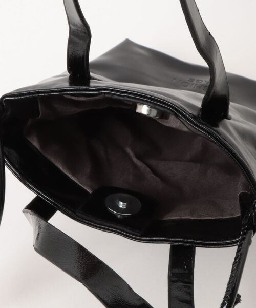 Burner(バーナー)の「【Leathen Leather(レーセンレザー)】マグネット開閉 縦型ミニ2WAYバッグ lea-handbag-7-10【RBT】(ハンドバッグ・メンズ・ブラック/シルバー・FREE)」の5枚目の写真