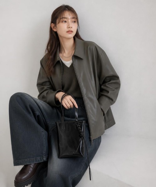 Burner(バーナー)の「【Leathen Leather(レーセンレザー)】マグネット開閉 縦型ミニ2WAYバッグ lea-handbag-7-10【RBT】(ハンドバッグ・メンズ・ブラック/シルバー・FREE)」の9枚目の写真