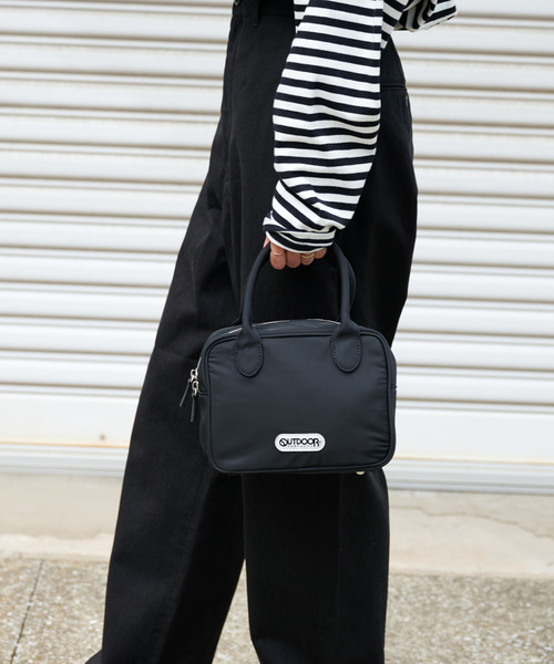 OUTDOOR PRODUCTS(アウトドアプロダクツ)の「2WAY CUBE BAG(ショルダーバッグ・レディース・ピンク/ベージュ/ブラック/ブラウン・FREE)」の11枚目の写真