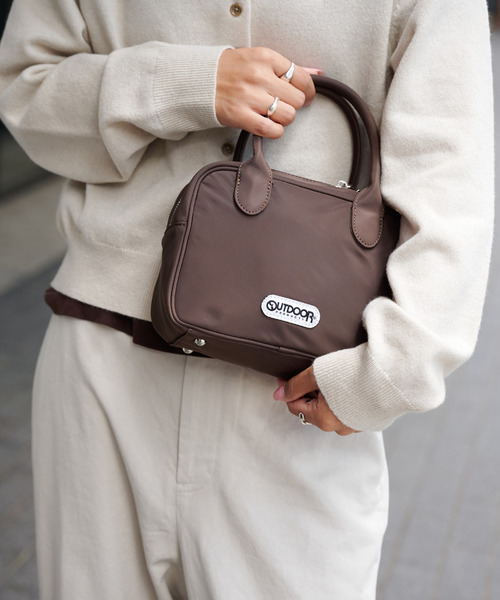 OUTDOOR PRODUCTS(アウトドアプロダクツ)の「2WAY CUBE BAG(ショルダーバッグ・レディース・ピンク/ベージュ/ブラック/ブラウン・FREE)」の14枚目の写真