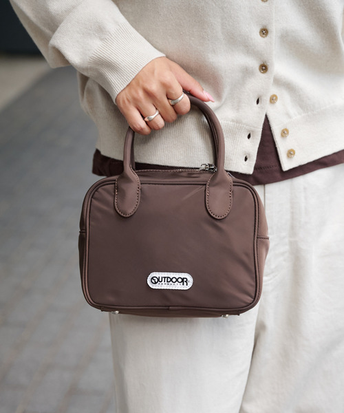 OUTDOOR PRODUCTS(アウトドアプロダクツ)の「2WAY CUBE BAG(ショルダーバッグ・レディース・ピンク/ベージュ/ブラック/ブラウン・FREE)」の15枚目の写真