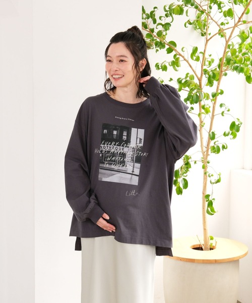 LEPSIM(レプシィム)の「【産前・産後対応】マタニティ/フォトプリント長袖T 1069220(マタニティウェア/グッズ・レディース・チャコールグレー/オフホワイト・FREE)」の3枚目の写真