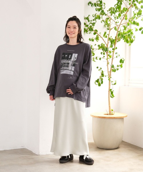 LEPSIM(レプシィム)の「【産前・産後対応】マタニティ/フォトプリント長袖T 1069220(マタニティウェア/グッズ・レディース・チャコールグレー/オフホワイト・FREE)」の6枚目の写真