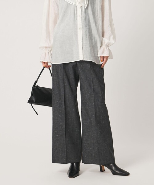 UNITED ARROWS(ユナイテッドアローズ)の「CANGIOLI ストレート パンツ(スラックス・レディース・ダークグレー・38/36/34)」の1枚目の写真