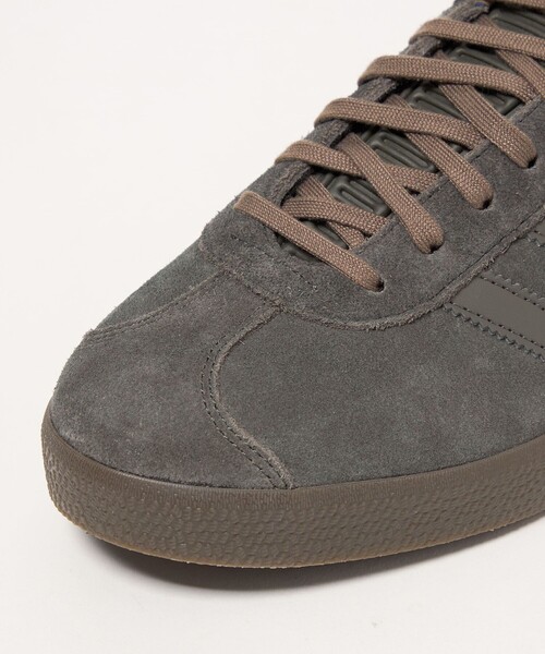 adidas Originals(アディダスオリジナルス)の「【別注】<adidas Originals> GAZELLE ガゼル スニーカー(スニーカー・メンズ・ダークグレー・26.5cm/28cm/26cm/27cm/27.5cm)」の8枚目の写真