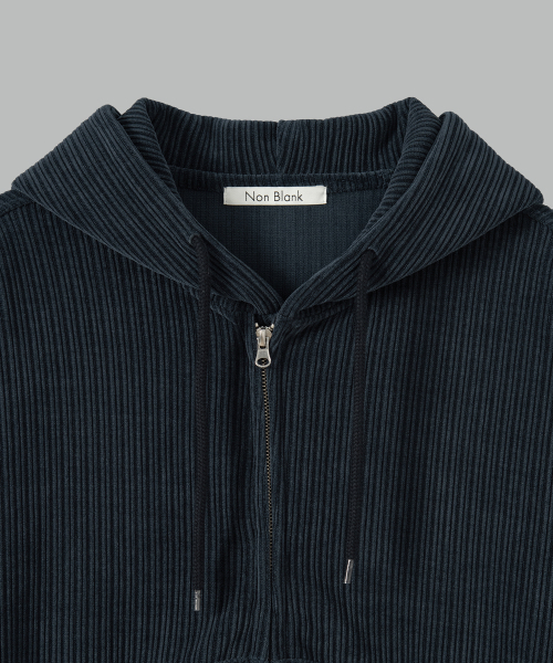 NONBLANK(ノンブランク)の「ベロアコーデュロイ クロップドフーディ ジップアップ_NAVY(パーカー・メンズ・その他・MEDIUM/LARGE/X-LARGE)」の4枚目の写真